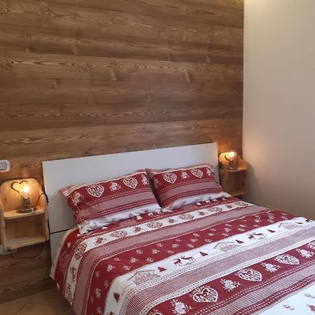 Azienda Agricola Agriturismo I Sei Petali Capo di Ponte Extérieur photo